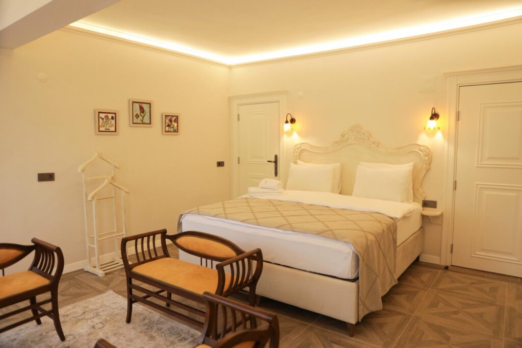 WhatsApp Image 2025-08-28 at 20.18.06 (1)